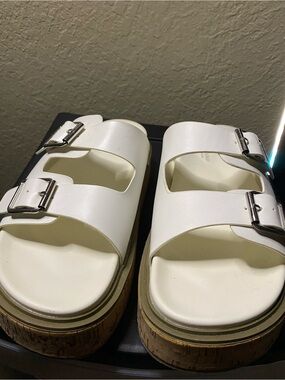 Protect Gold White Double Strap Platform Sandals